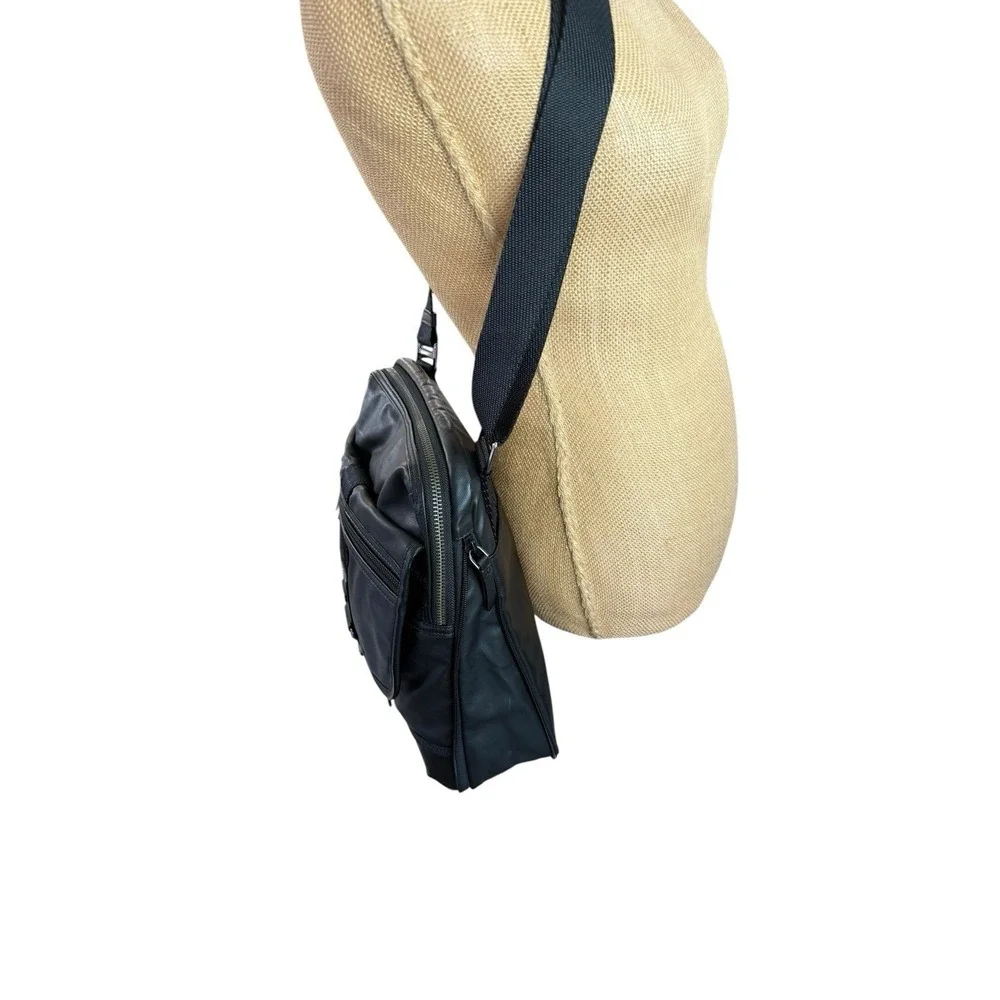Tumi Alpha Bravo‎ Black Ballistic Nylon Crossbody Messenger Bag WF Monogram
